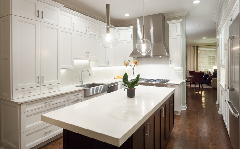 Chi | River North Spacious Kitchen