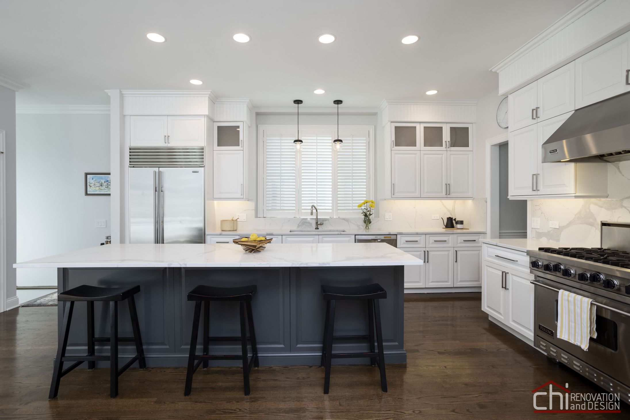 Design Build Kitchen - A Tasteful and Timeless Wilmette Kitchen